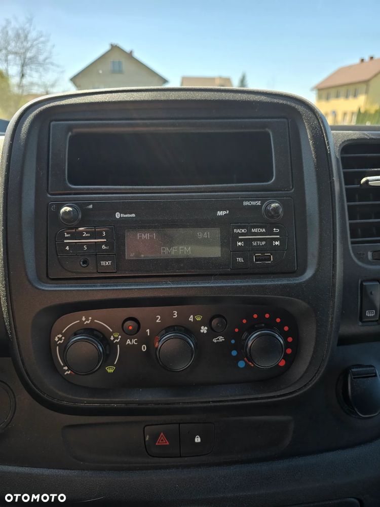 Opel Vivaro - 20