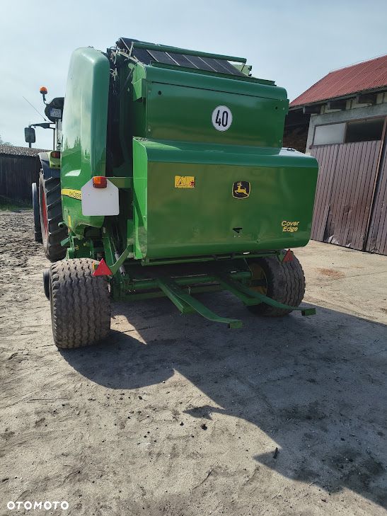 John Deere 854 - 4