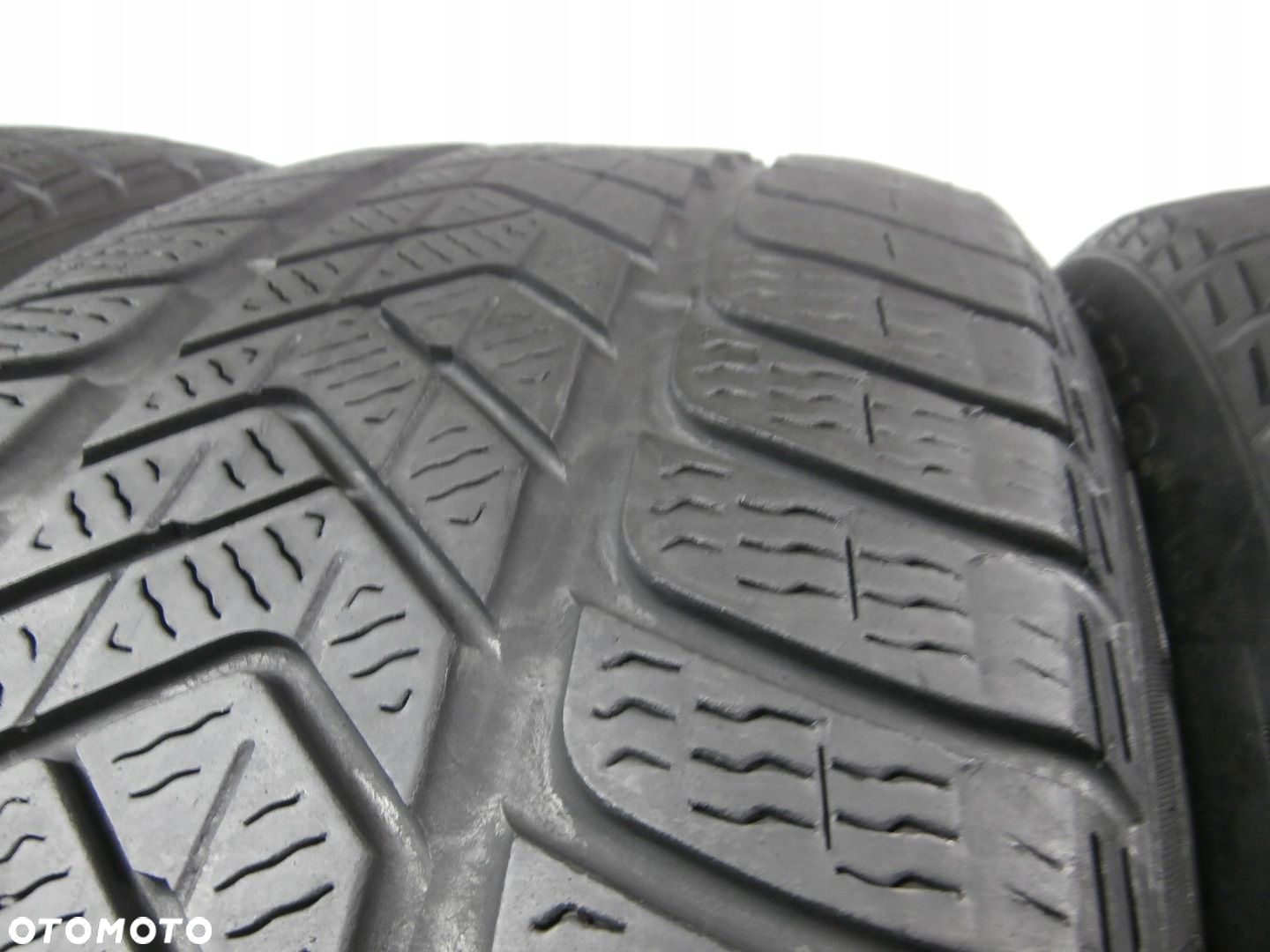 4X opony 255/45R19 PIRELLI SOTTOZERO 3 WINTER - 3