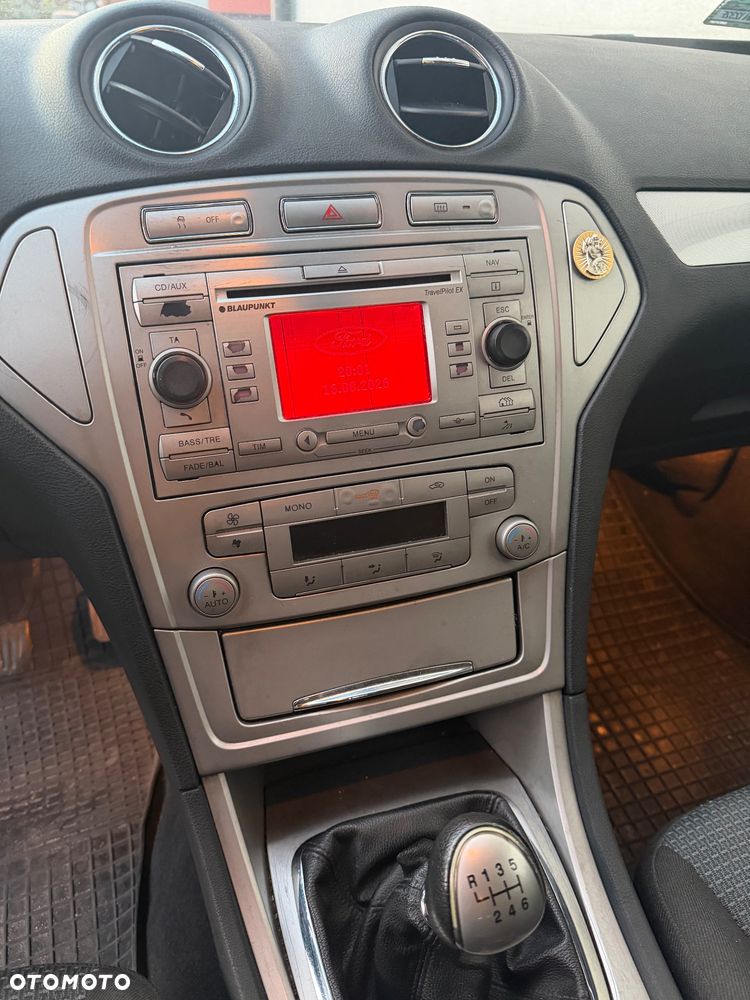 Ford Mondeo - 13