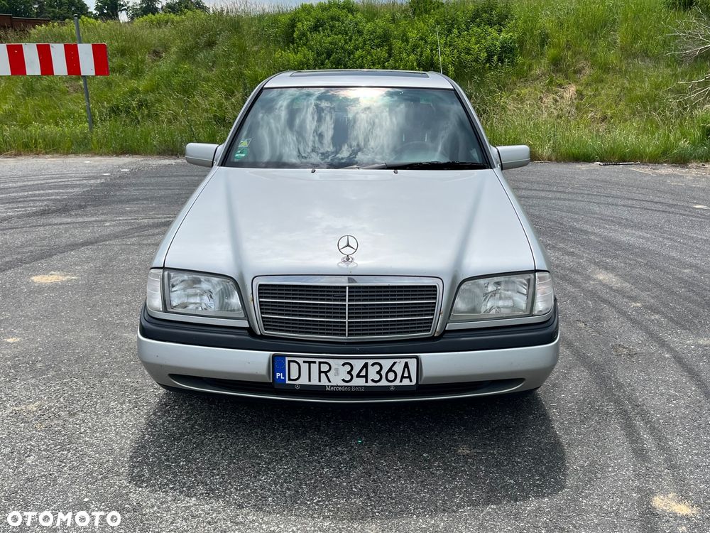 Mercedes-Benz Klasa C 200 Classic - 2