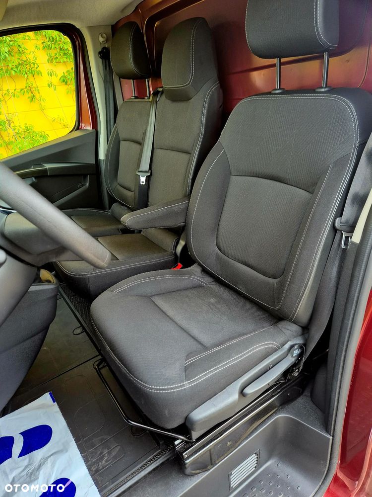 Renault Trafic - 18