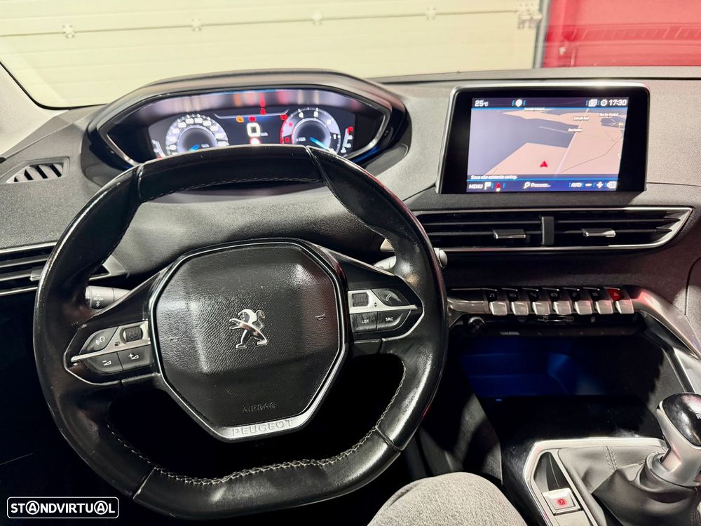 Peugeot 3008 - 24
