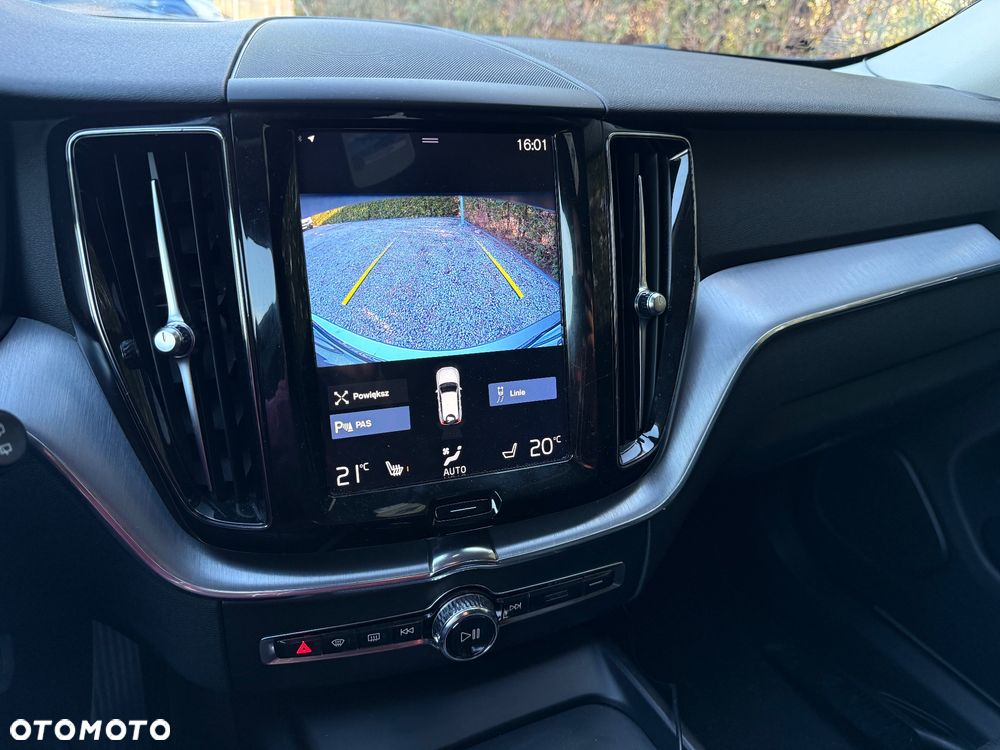 Volvo XC 60 B4 D Geartronic Momentum Pro - 12