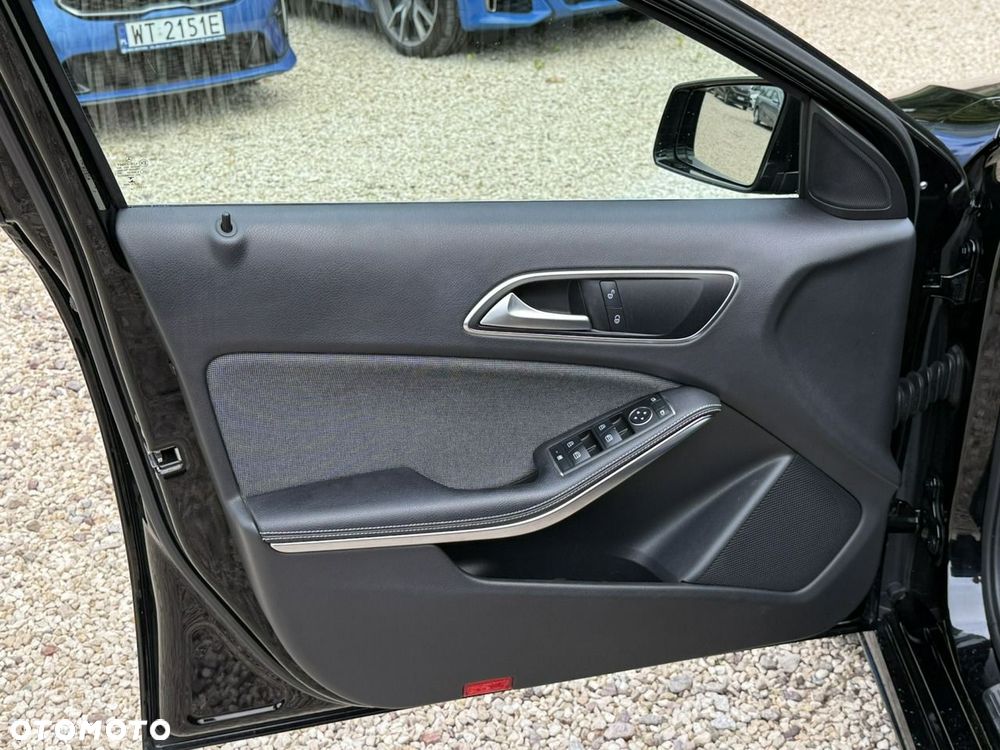 Mercedes-Benz Klasa A 180 (BlueEFFICIENCY) 7G-DCT Urban - 10