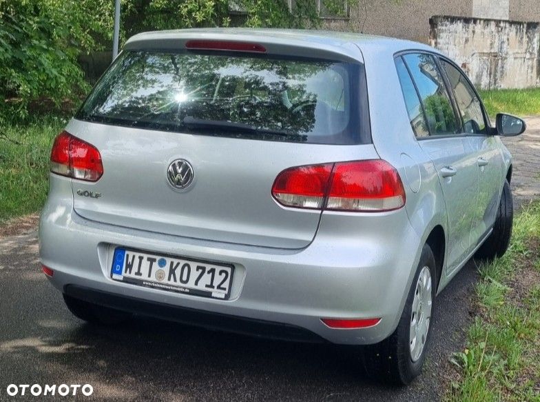 Volkswagen Golf 1.6 Comfortline - 4