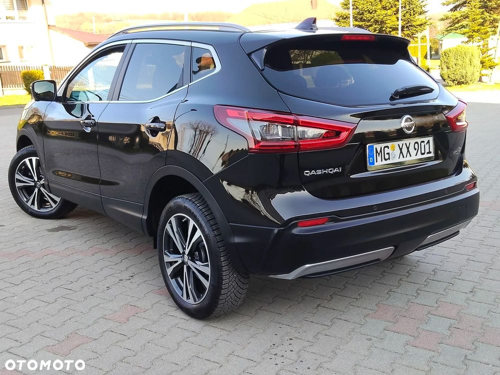 Nissan Qashqai 1.6 DIG-T 360 - 3