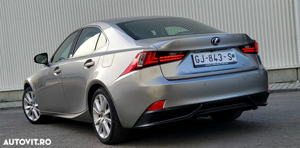 Lexus Seria IS 300h BusinessEdition - 5