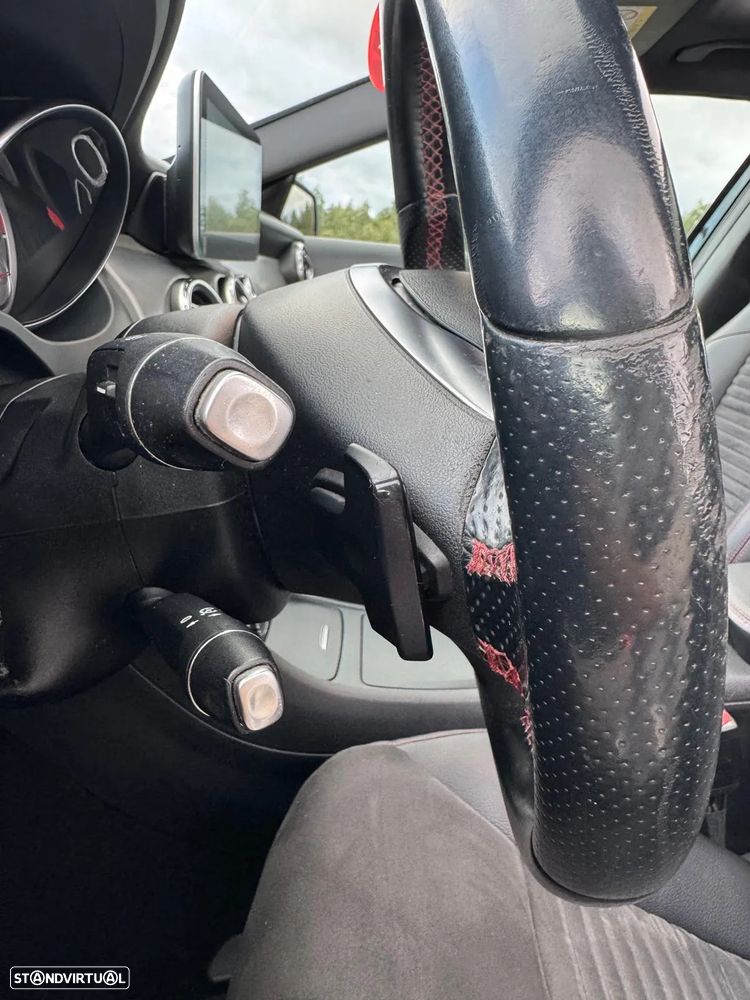 Mercedes-Benz GLA 200 (CDI) d 7G-DCT AMG Line - 30