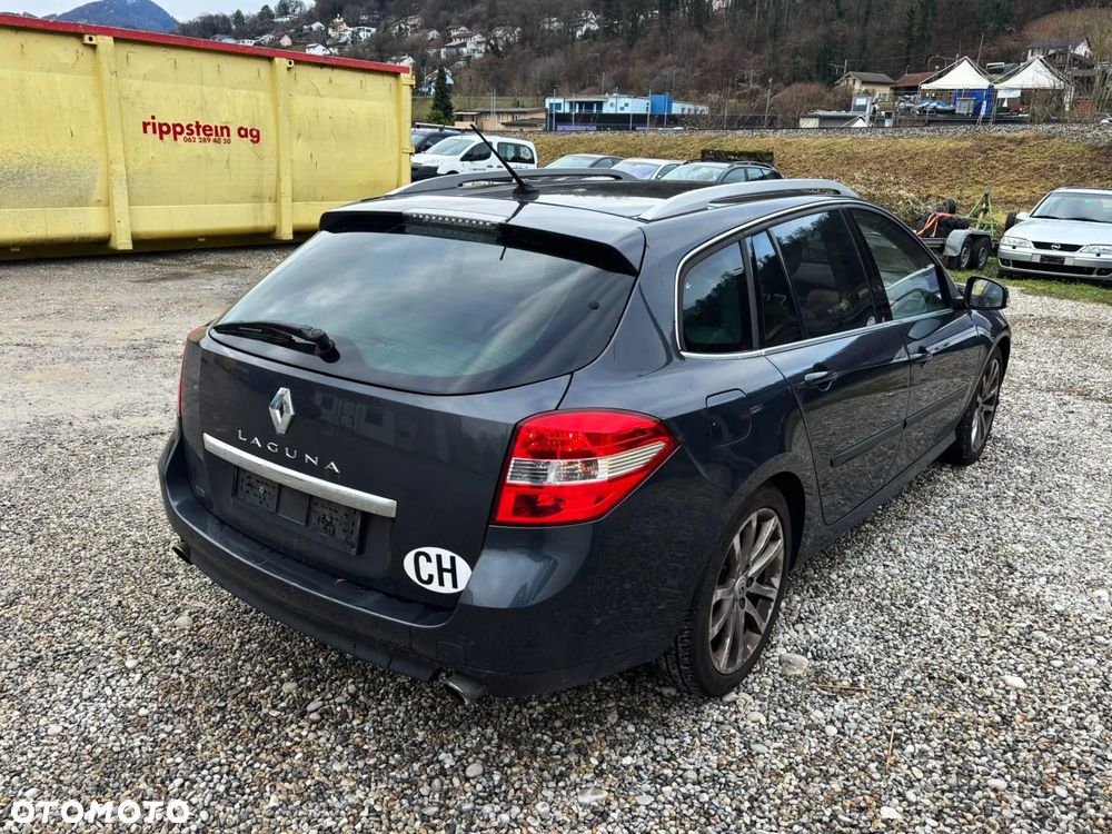 Renault Laguna V6 dCi 235 FAP Initiale - 4