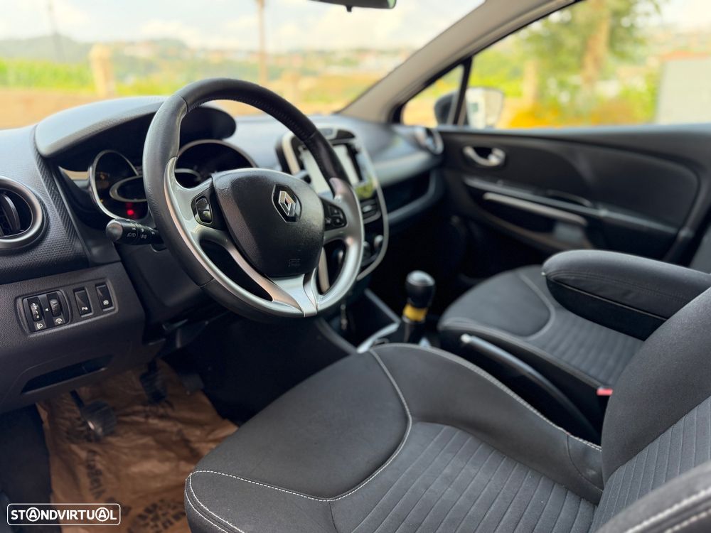 Renault Clio Sport Tourer (Energy) dCi 90 Start & Stop LIMITED - 16