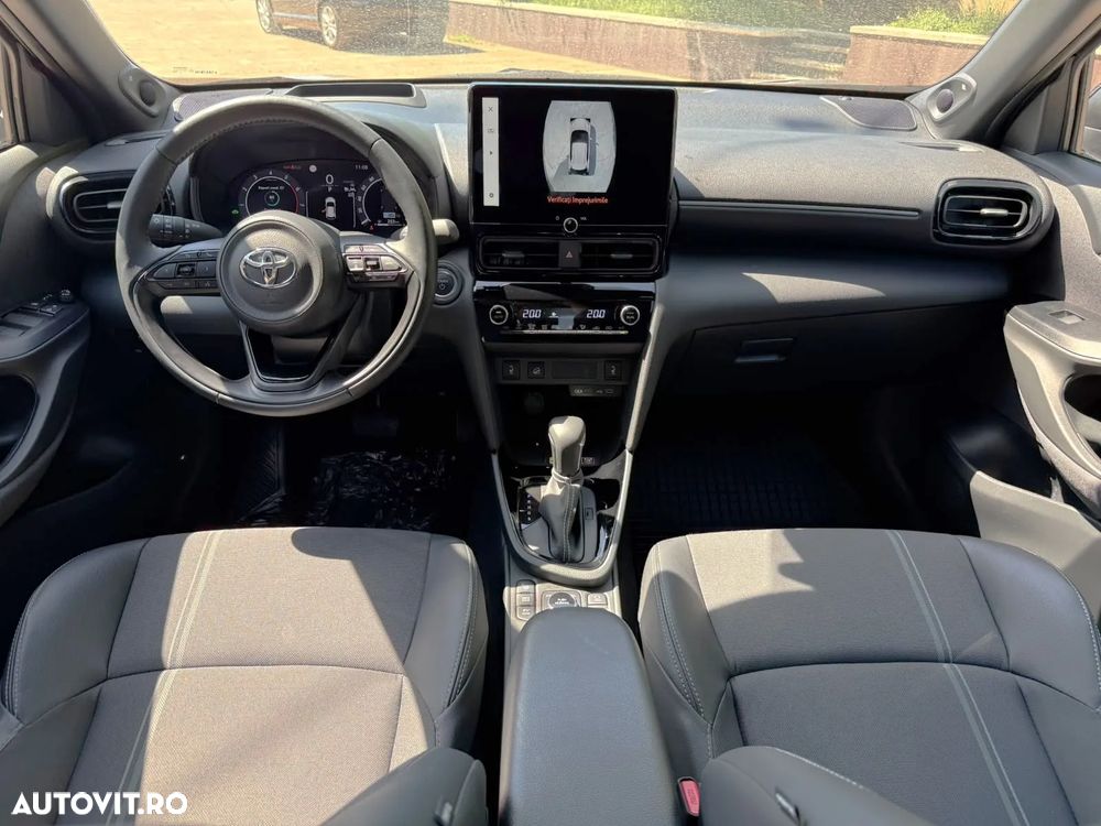 Toyota Yaris Cross 1.5 VVT-i HSD 4x4 Dynamic Adventure - 7