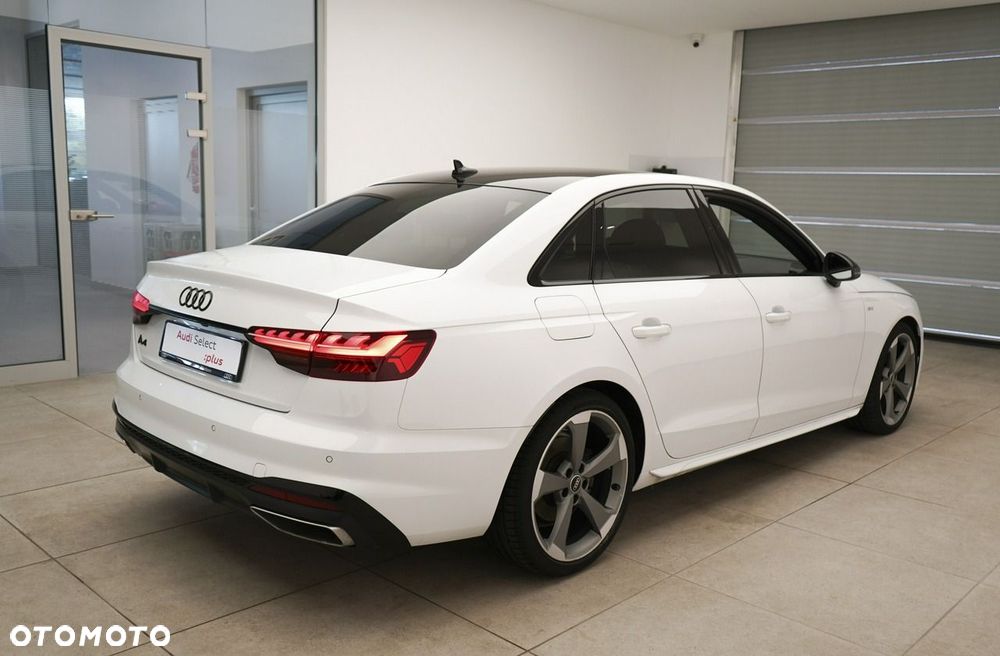 Audi A4 Limousine - 5