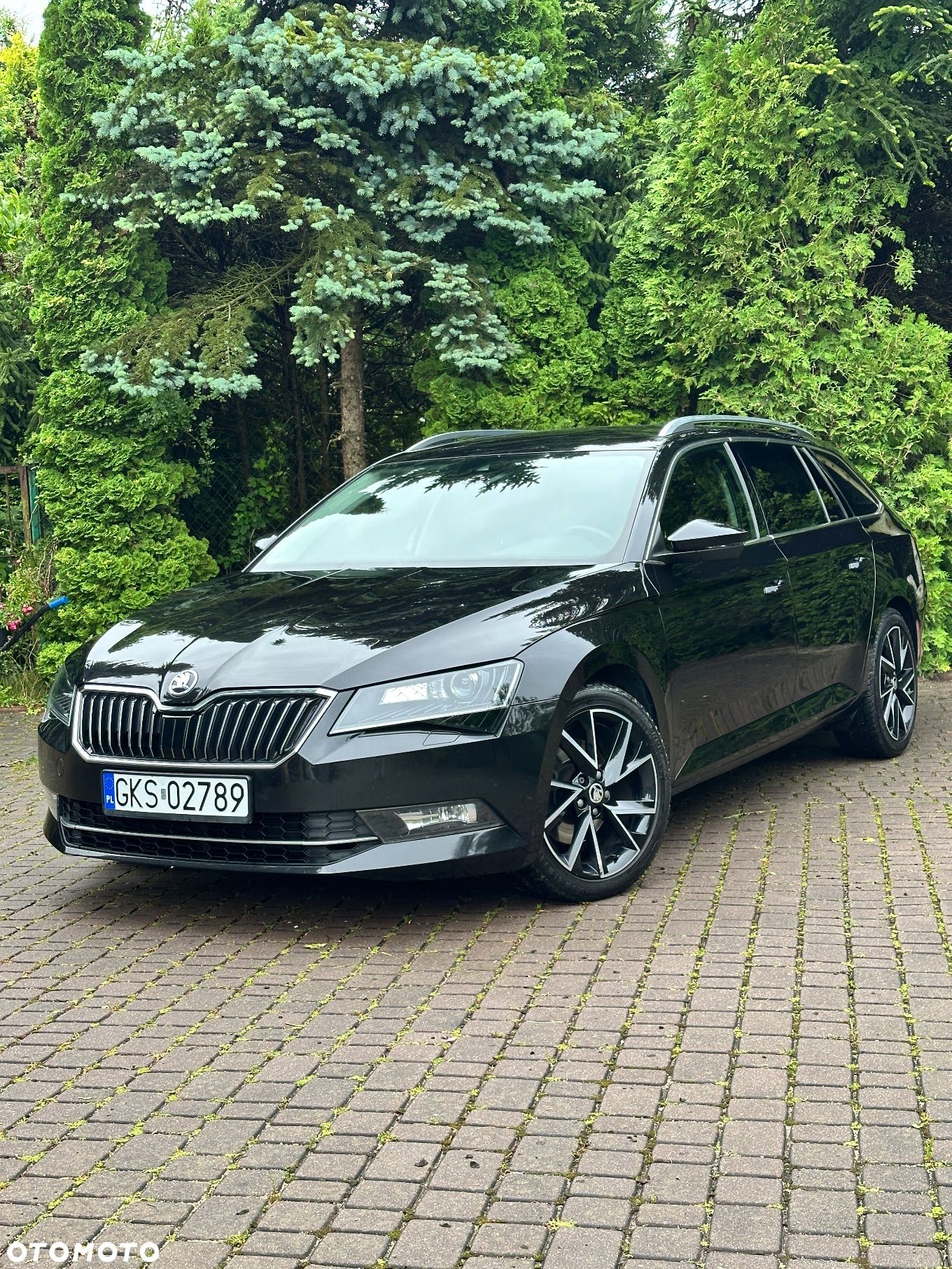 Skoda Superb 2.0 TDI L&K DSG - 1