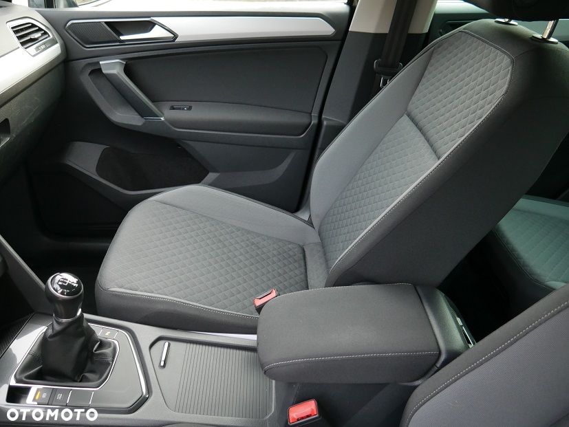 Volkswagen Tiguan - 28