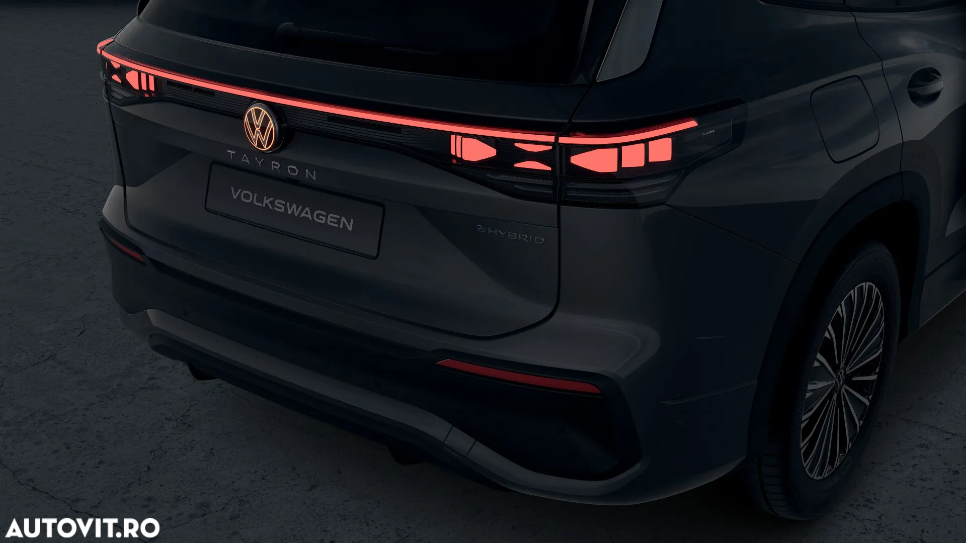 Volkswagen Tayron 1.5 TSI DSG PHEV Life - 5