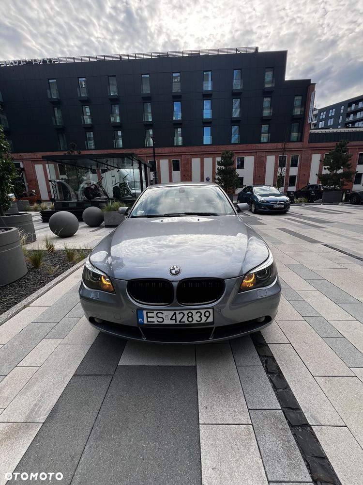 BMW Seria 5 525d - 14