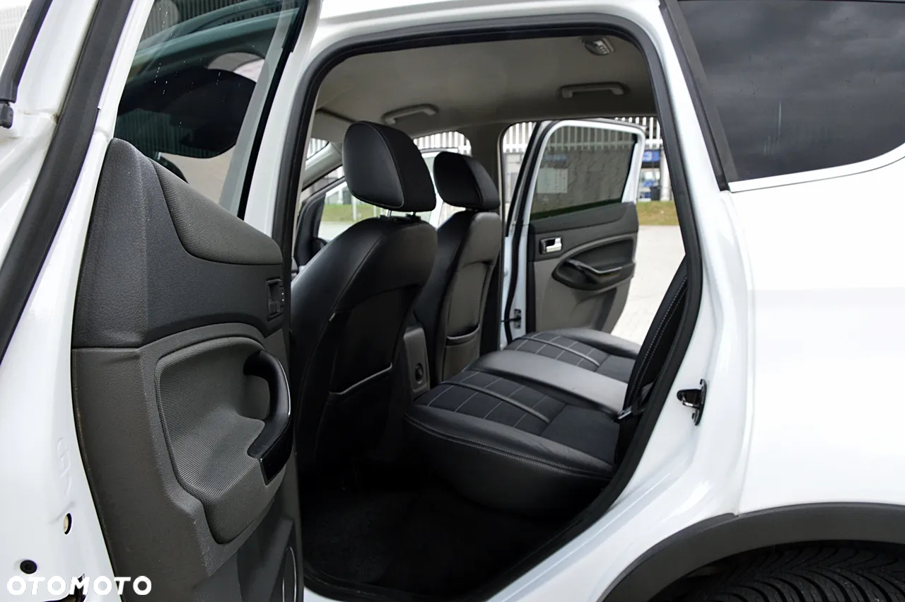 Ford Kuga 2.0 TDCi Titanium - 8