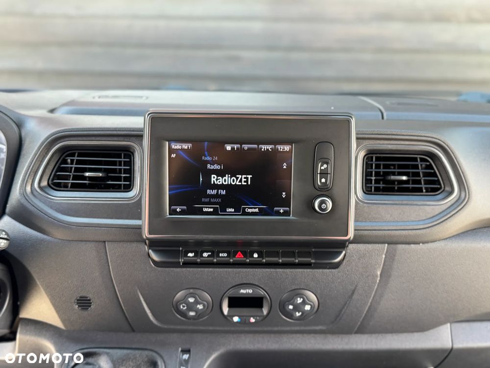 Renault Master - 25
