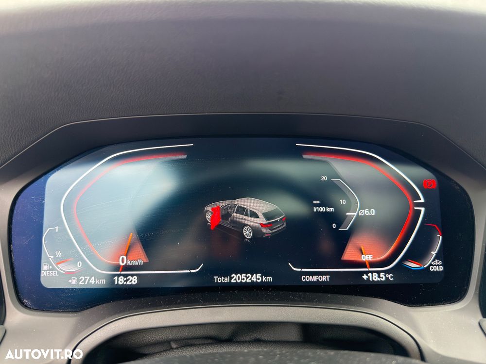 BMW Seria 3 320d Aut. - 33