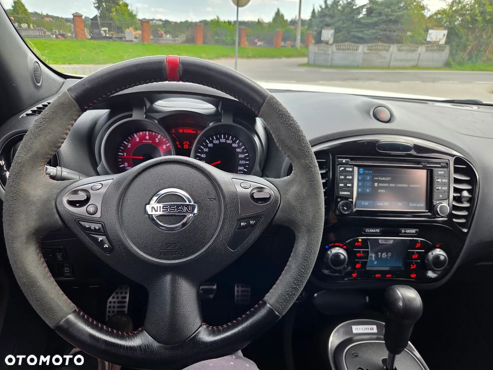 Nissan Juke 1.6 T Nismo 4x4 - 25