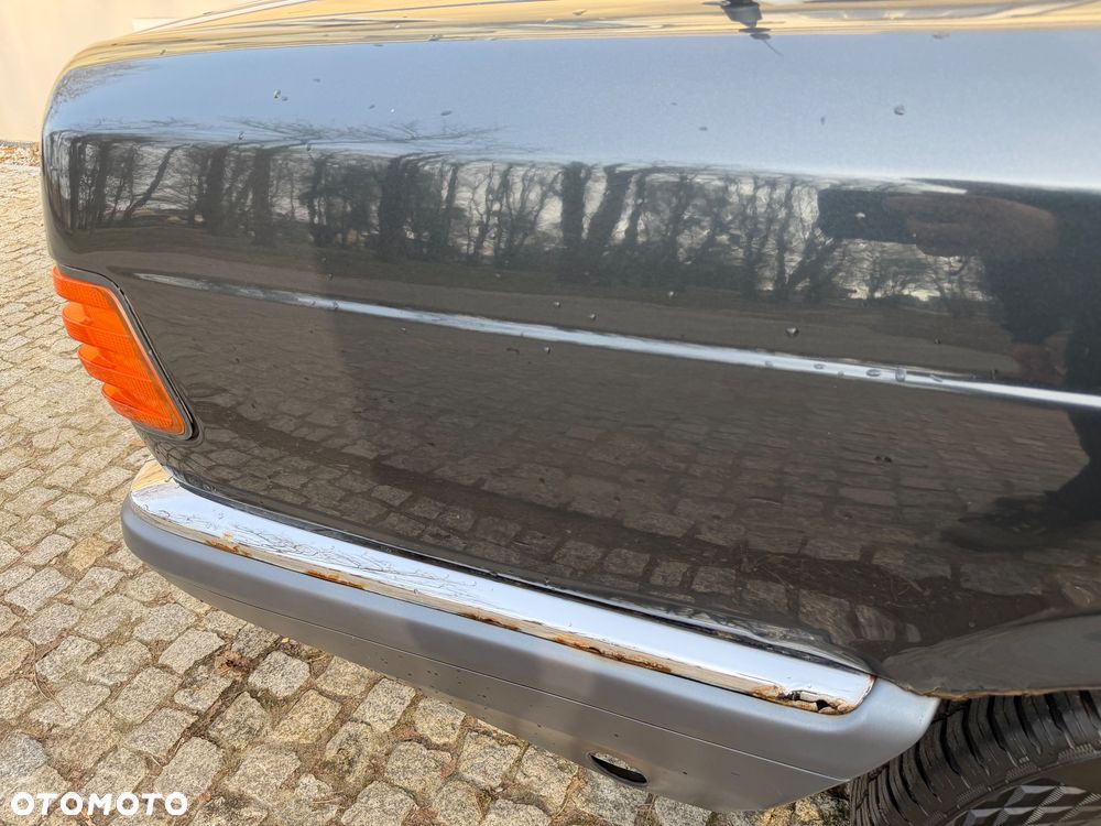 Mercedes-Benz 280 - 40