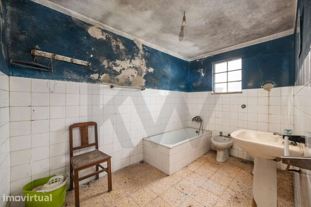 Moradia para Recuperar com 233m2 – Secarias, Argani - Grande imagem: 5/30