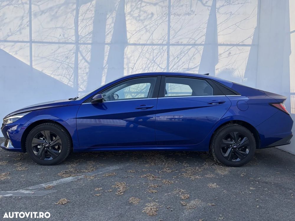 Hyundai Elantra 1.6 l 123 CP CVT Exclusive - 3