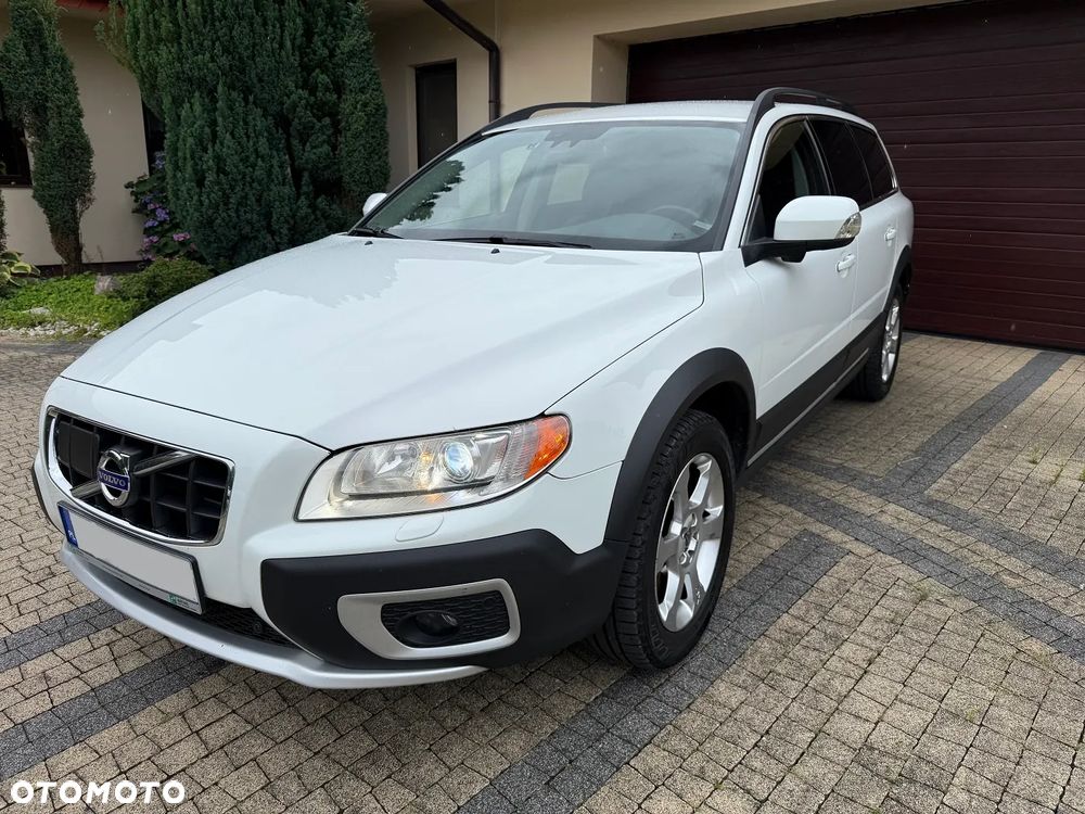 Volvo XC 70 - 1