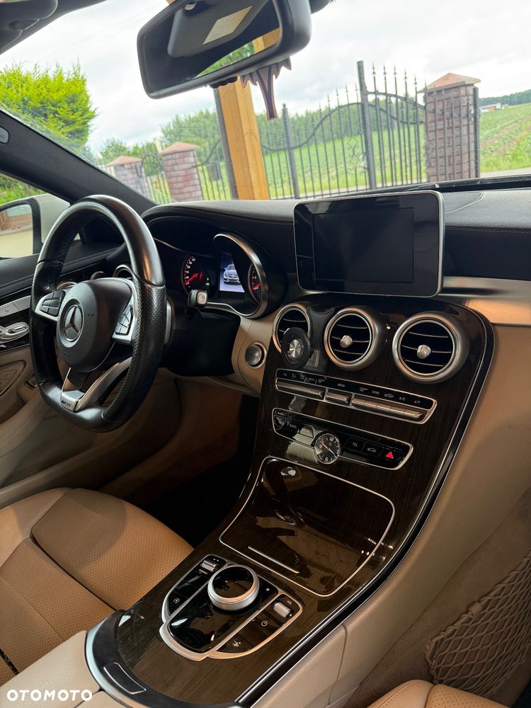 Mercedes-Benz Klasa C 300 7G-TRONIC - 29