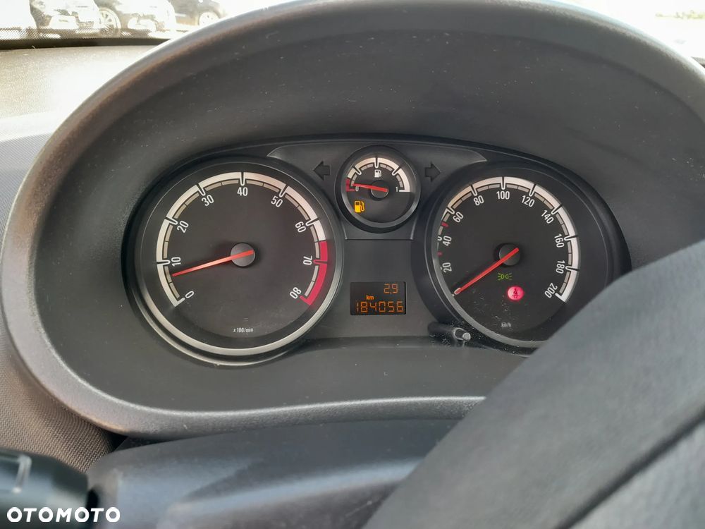 Opel Corsa - 7