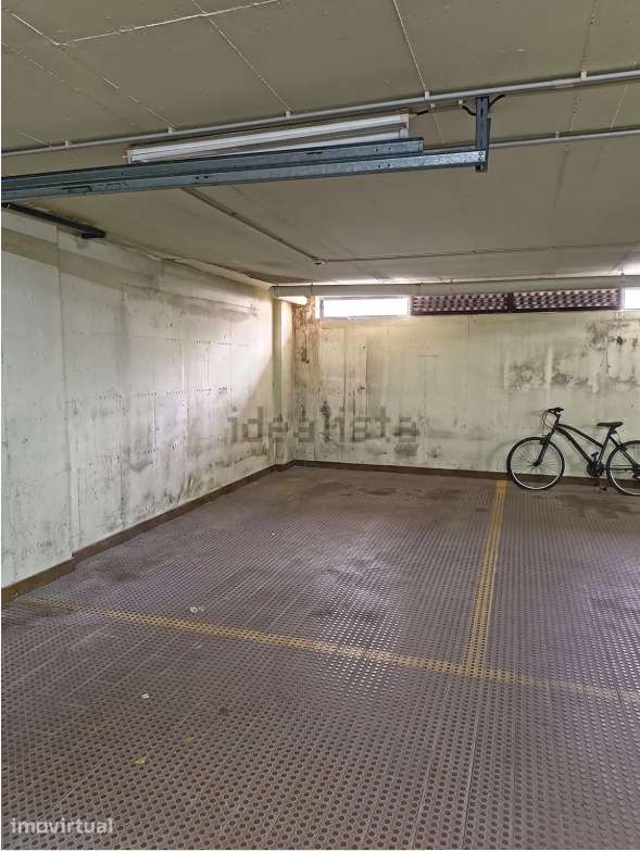 Parqueamento no Bairro do Liceu - Grande imagem: 5/5