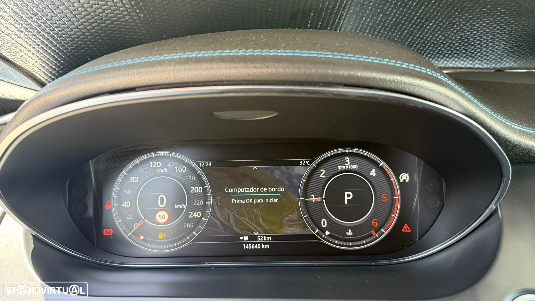 Jaguar E-Pace 2.0 i4D R-Dynamic AWD Aut. - 32