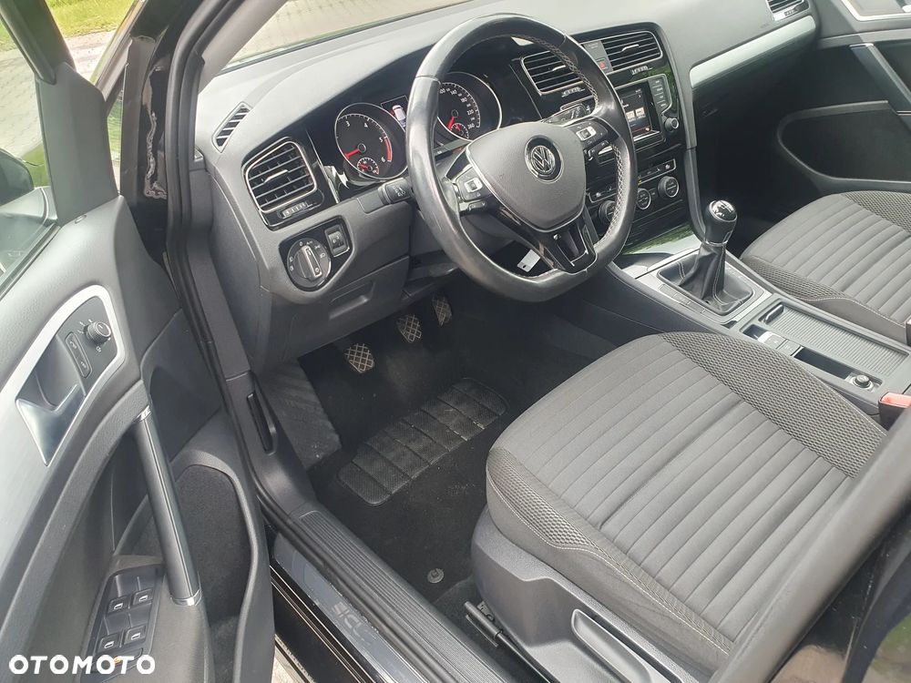 Volkswagen Golf 1.6 TDI BlueMotion Technology Cup - 8