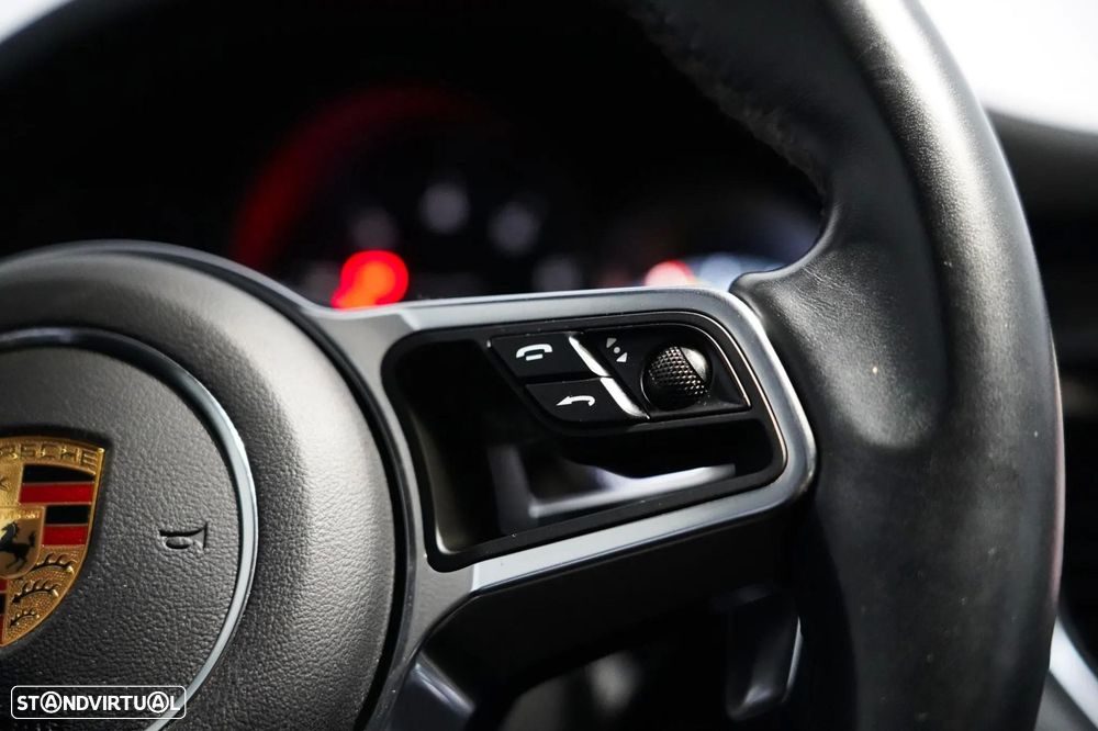 Porsche Macan PDK — fotografia 16