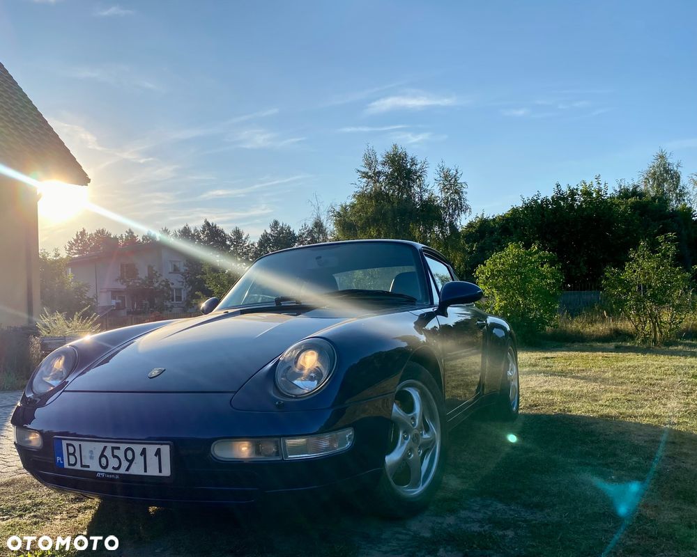 Porsche 911 Carrera - 7