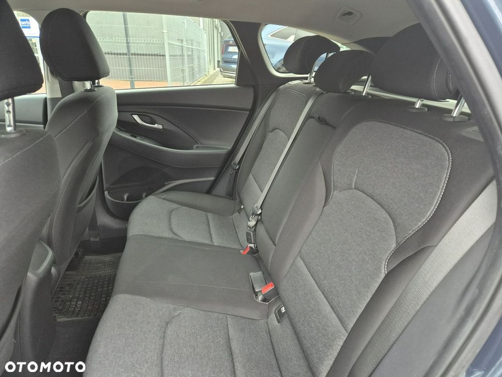 Hyundai i30 1.5 T-GDI 48V Smart - 16