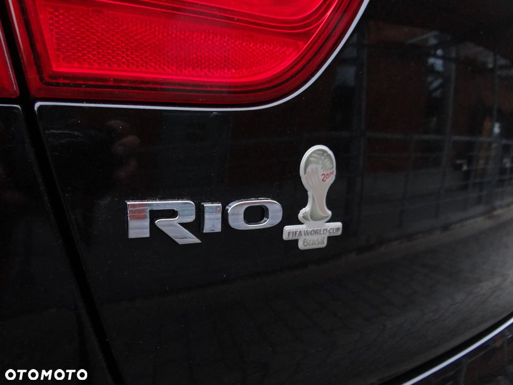 Kia Rio 1.4 Dream Team Edition - 19