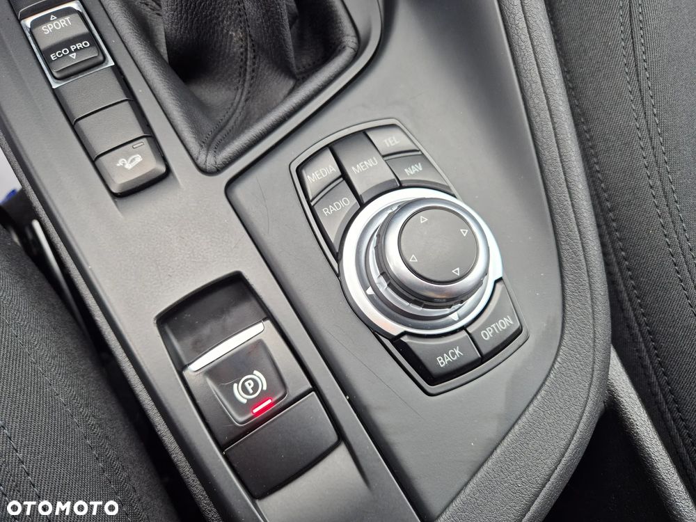 BMW X1 xDrive20d xLine - 35