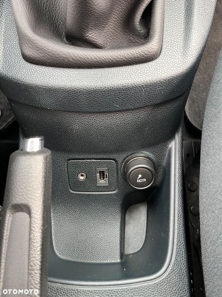 Ford Fiesta 1.25 Titanium EU5 - 9