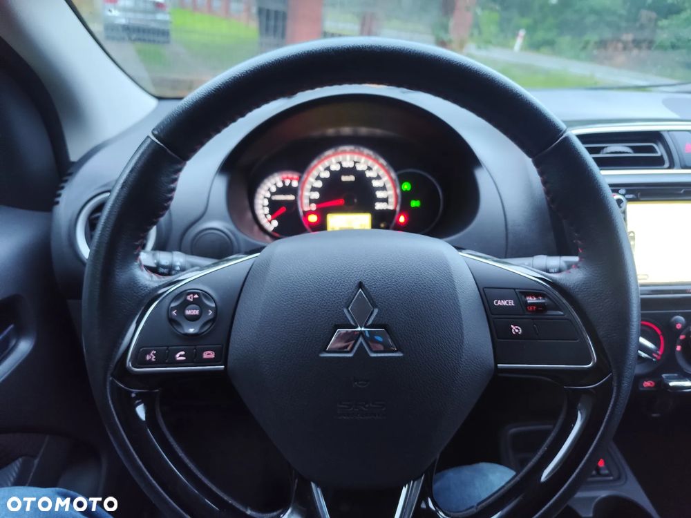 Mitsubishi Space Star AS&G 1.2 CVT Select+ Black - 24