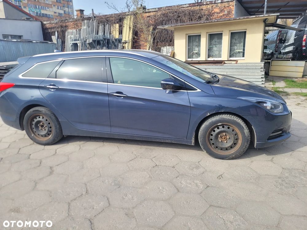Hyundai i40 Kombi blue 1.7 CRDi DCT Premium - 4