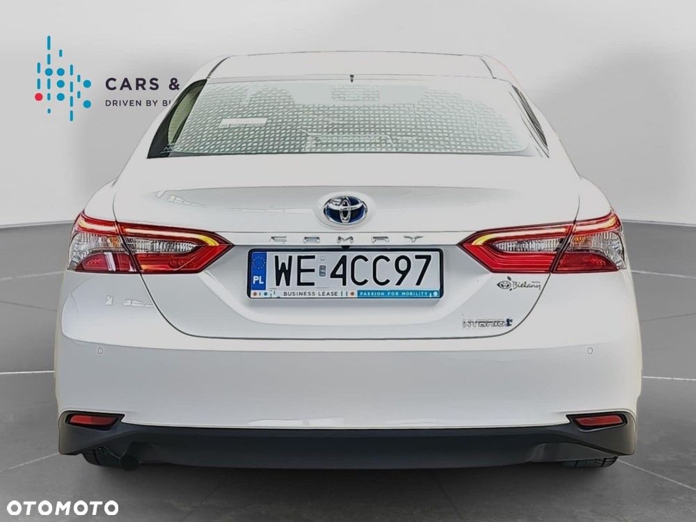 Toyota Camry 2.5 Hybrid Comfort CVT - 26