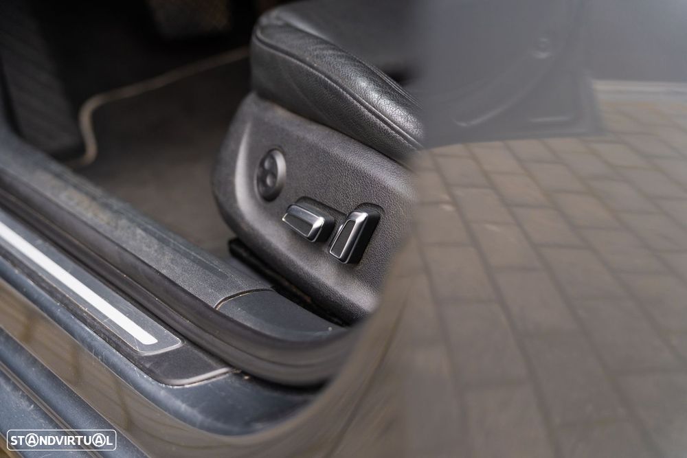 Audi A4 Avant 2.0 TDI Multitronic Sport - 8