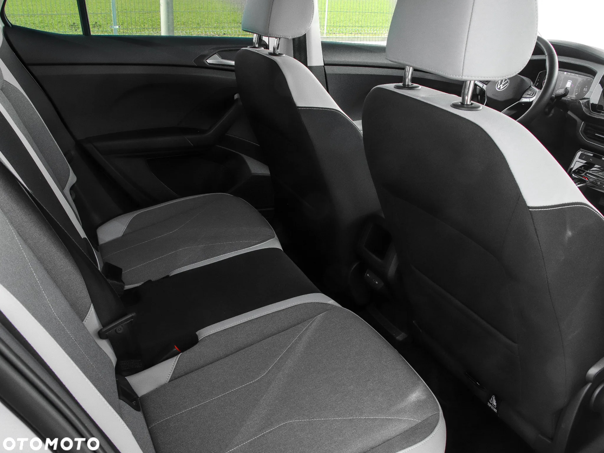 Volkswagen T-Cross 1.0 TSI Style DSG - 13