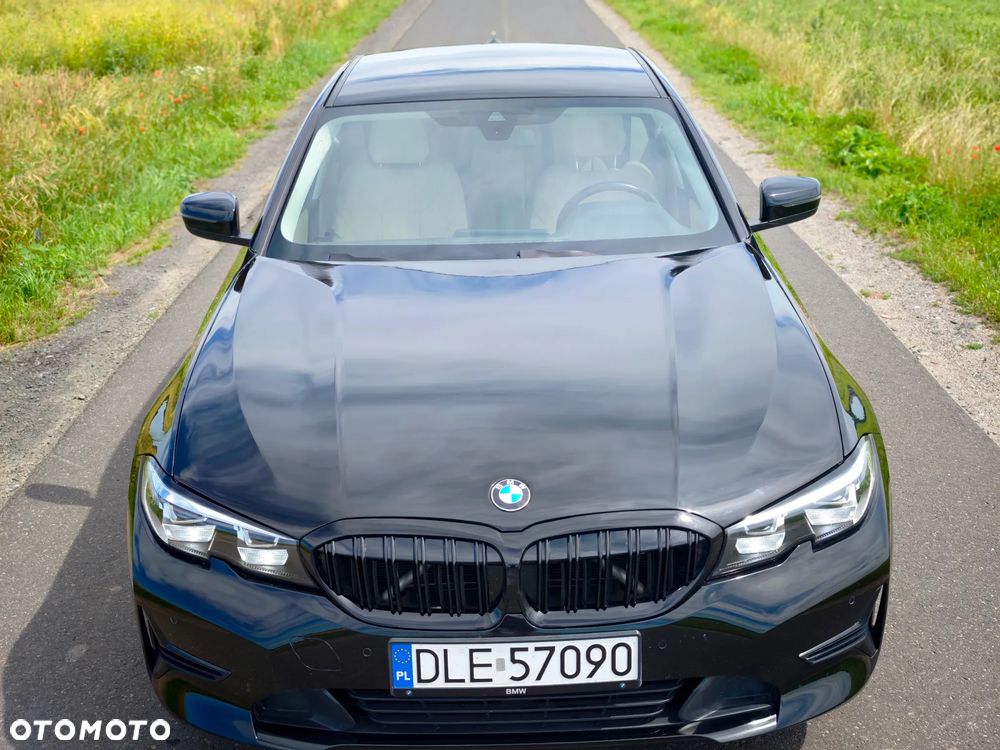 BMW Seria 3 318i - 17