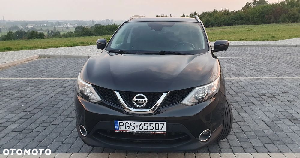 Nissan Qashqai - 1