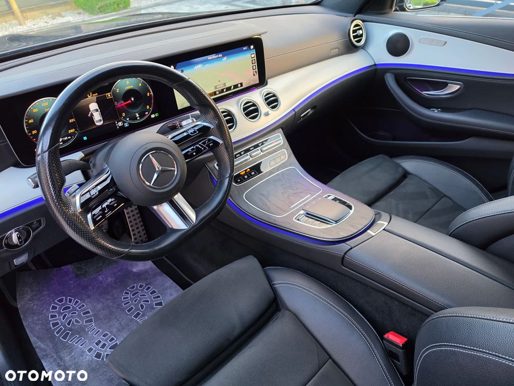 Mercedes-Benz Klasa E 220 d 4-Matic AMG - 21