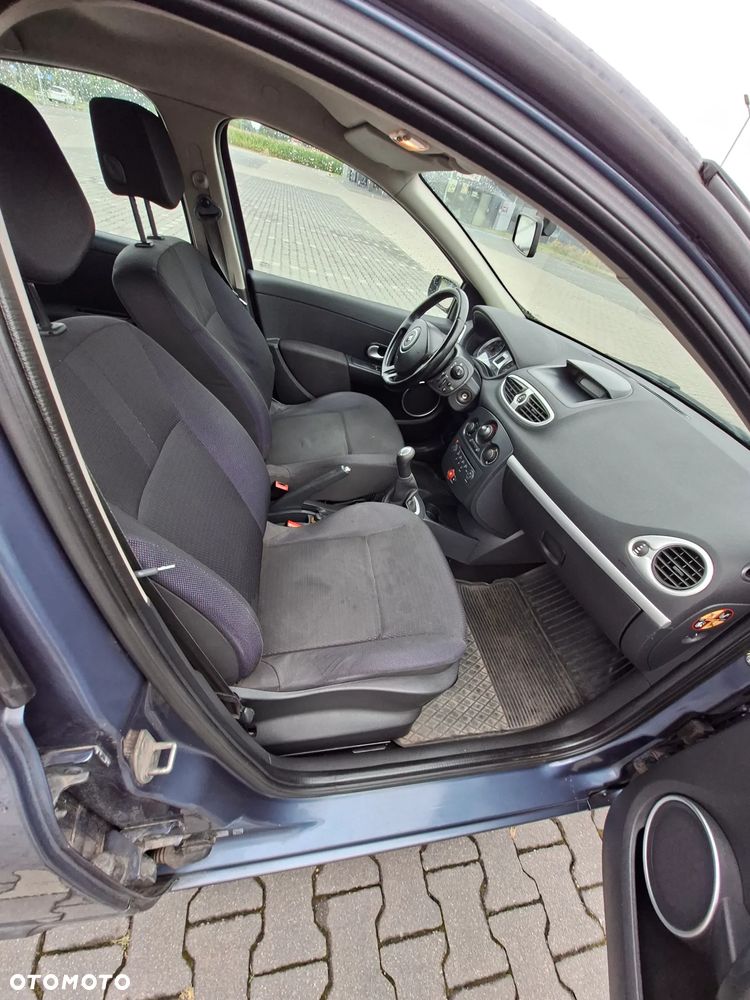 Renault Clio 1.5 dCi Authentique - 13