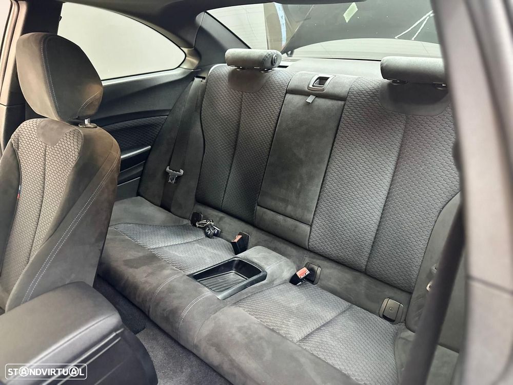 BMW 220 d Coupe Pack M Auto - 22